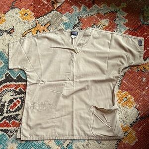 Cherokee Workwear Tan Scrub Top, Small